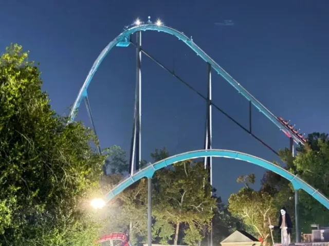 Accident at Atlanta amusement park: Man thrown from roller coaster; one dead, multiple injured